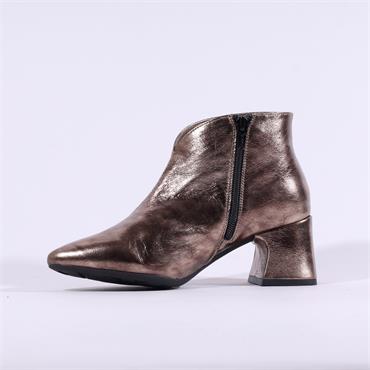Wonders V Cut Pointed Block Heel Boot - Bronze